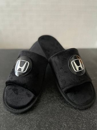 Тапочки Коробка + велюровый мешок включено Honda в магазине Фонтан Обуви