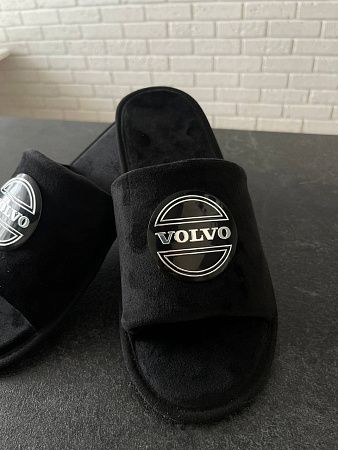 Тапочки Коробка + велюровый мешок включено VOLVO в магазине Фонтан Обуви